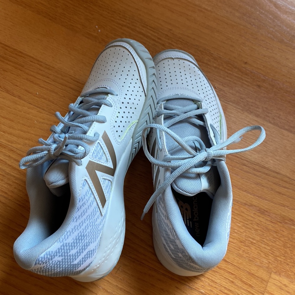 New Balance Sneakers - Picture 4 of 4